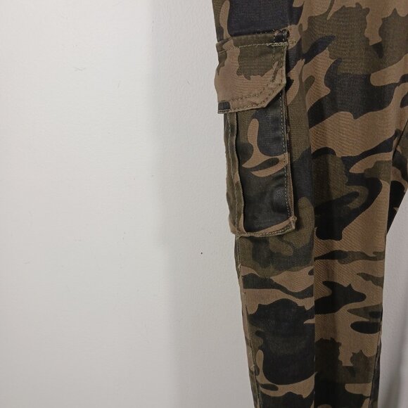 I & M Jeans, Camo Cargo Jogger Pants, Belted, Size Small, Tactical, Utility - Picture 8 of 14